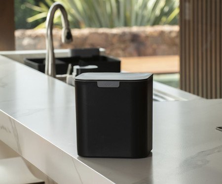 Lixeira de Bancada Parede e Liv Fechado Preto | Westwing