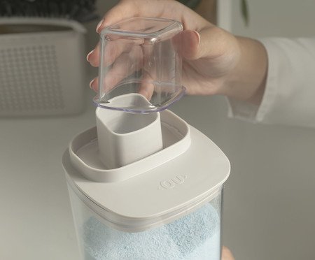 Dispenser Quadrado Flow Fechado Bege e Transparente | Westwing