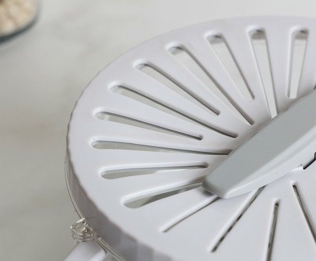 Cesta de Drenagem com Cabo Dobrável Branca | Westwing