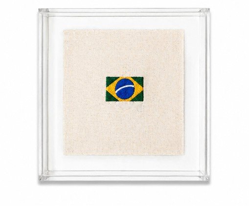 Quadro Acrílico Bordado Bandeirinha Brasil Mimo Galeria, multicolor | WestwingNow