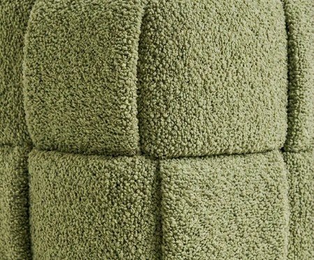 Pufe Cubo em Bouclé verde | Westwing
