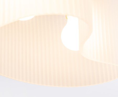 Plafon Bean Jateado e Dourado | Westwing