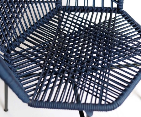Cadeira Tropicália em Corda Náutica - Azul Marinho e Preto | WestwingNow