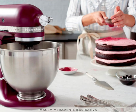 Batedeira Stand Mixer Color of the Year - Beetroot | WestwingNow