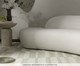Mesa Lateral Alta Brut em Granilite -  Branco, Branco | WestwingNow