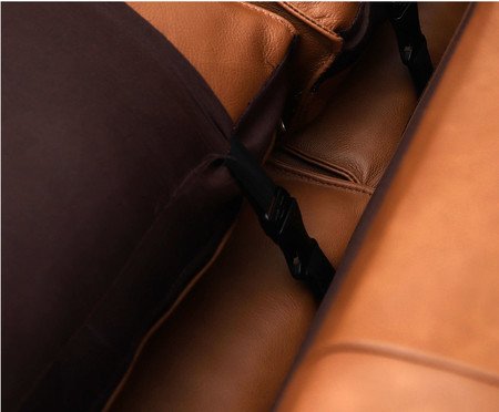 Sofá 3 lugares em Couro Ettore Caramelo | Westwing