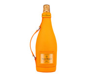 Champagne Veuve Clicquot Brut New Ice Jacket | WestwingNow