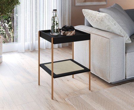 Mesa Lateral Quadrada com Prateleira Tela Oslo Nero e Dourado | Westwing